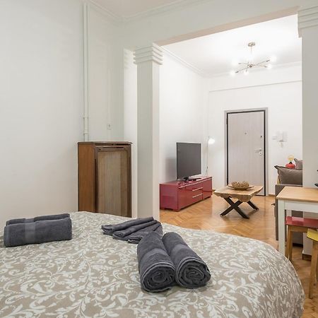 Stylish Luxury Apartment At Ampelokipi Metro Station Αθήνα Εξωτερικό φωτογραφία