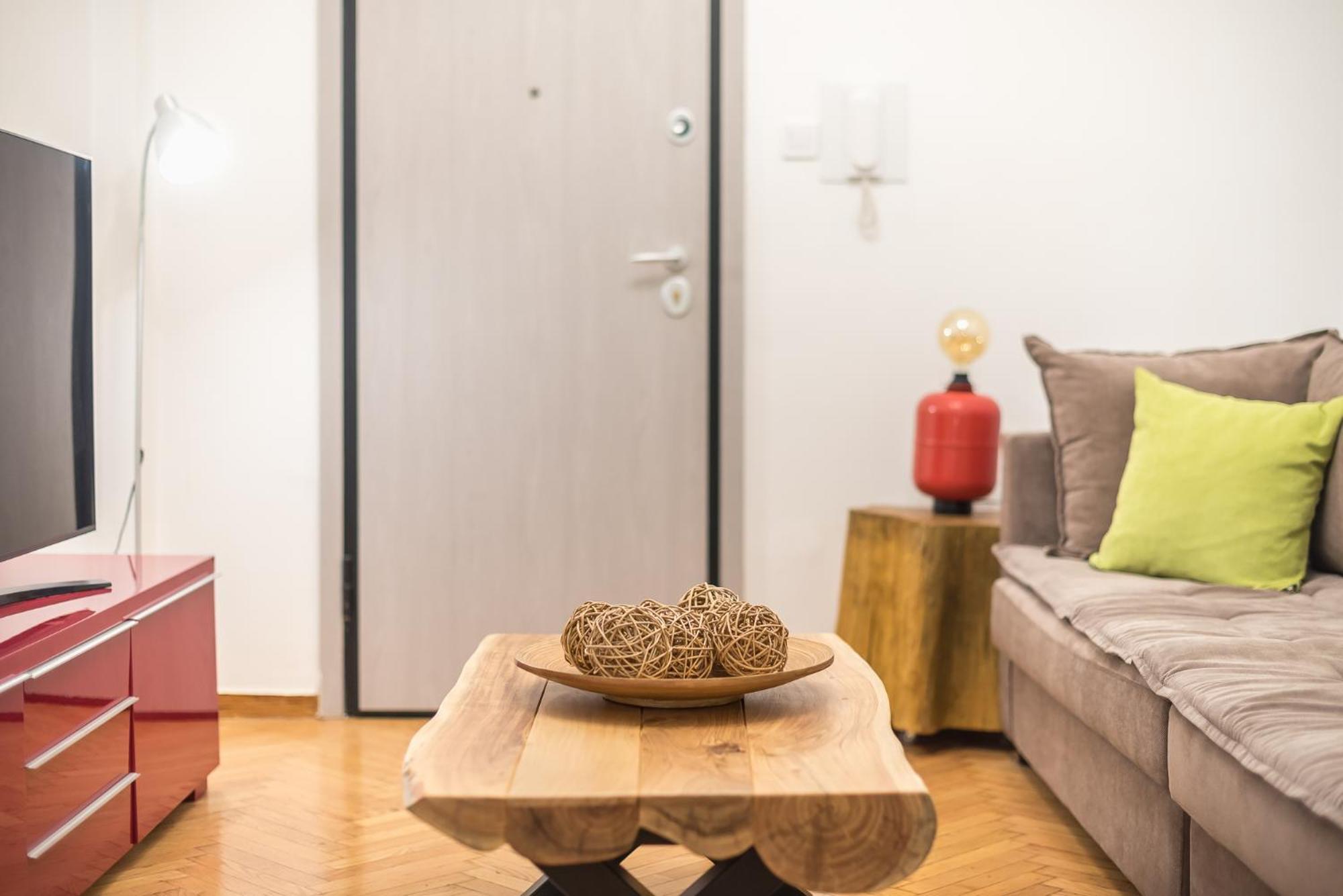 Stylish Luxury Apartment At Ampelokipi Metro Station Αθήνα Εξωτερικό φωτογραφία